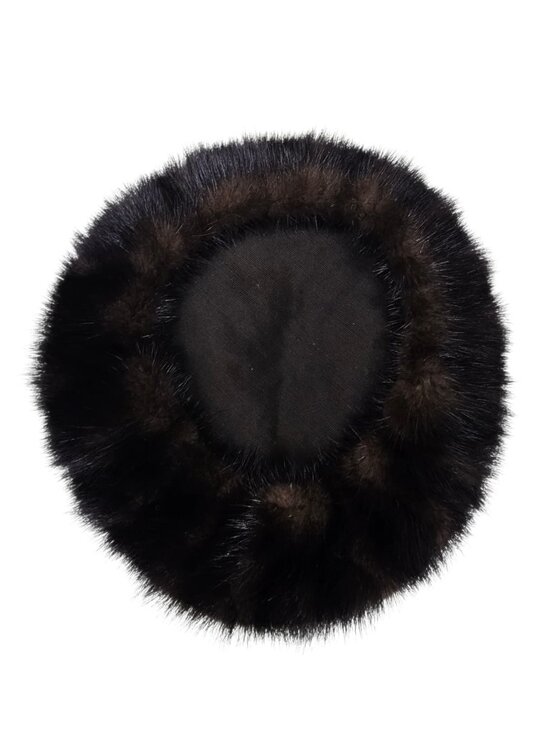 beret-style mink fur hat . 24\